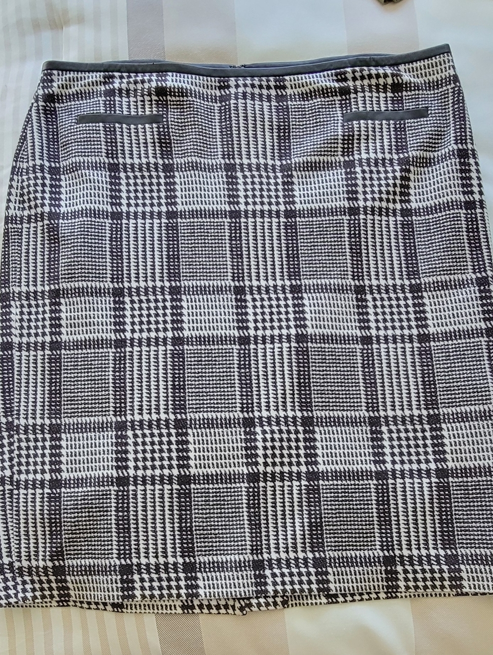 Talbots Black & White Houndstooth Pencil Skirt Sz: 14 - Picture 7 of 9